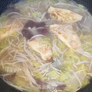 Make The soup for mushrooms and egg dumplings step 7