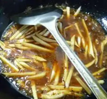 Make Beef sauce, white silk, noodle step 11