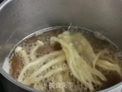 Make Dried golden needle mushrooms step 3