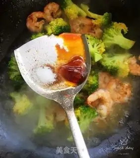 Make Shrimp sprouts step 8