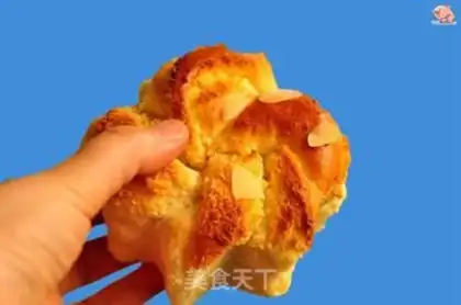 Make Star-shaped coconut bread step 16