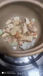 Make Tea mushroom chicken step 4