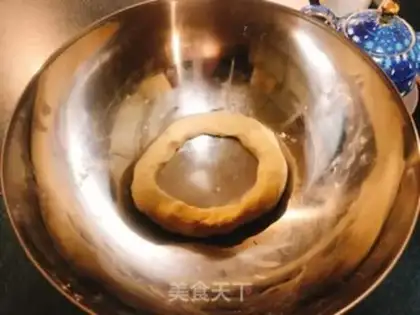 Make A simple barley pretzel pizza step 1