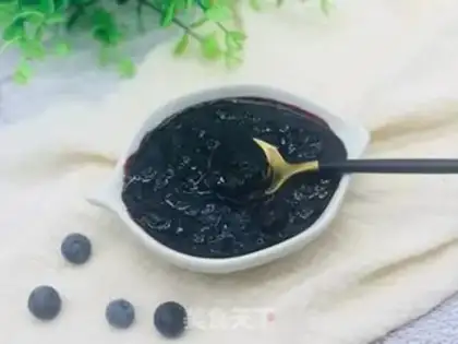 Make Homemade blueberry sauce step 6