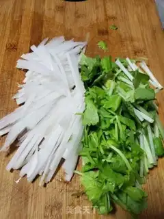 Make Celery and radish step 1