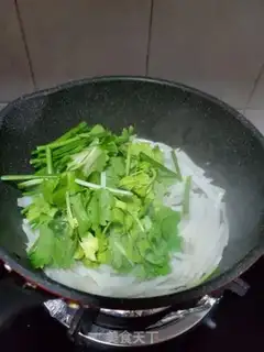 Make Celery and radish step 6