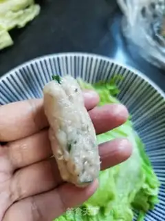Make The sauerkraut rolls step 5
