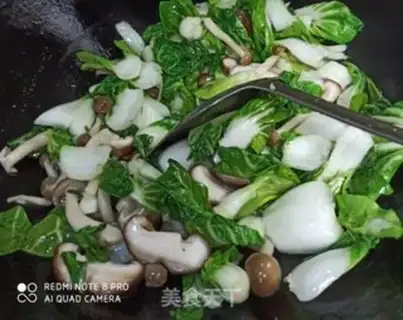 Make Crab mushrooms, tofu green step 4