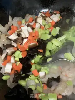 Make Five crayfish step 4