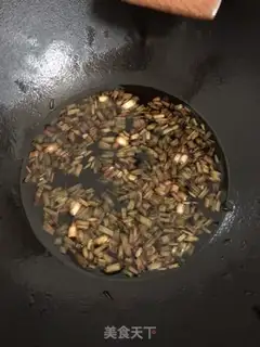 Make Onion oil step 1