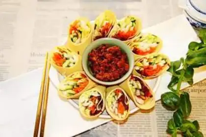 Make Flowers and rolls step 7