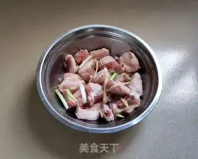 Make Spicy sauce, steamed chicken wings step 2