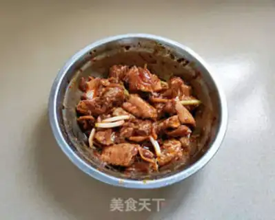 Make Spicy sauce, steamed chicken wings step 4