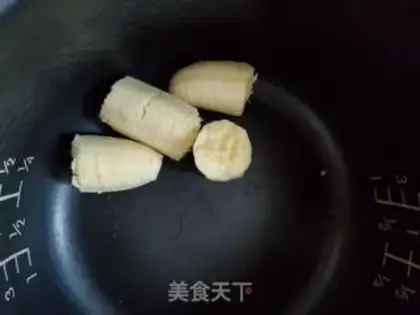 Make A red-tree banana cake step 1
