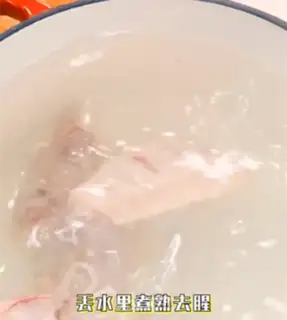 Make Coke chicken wings step 1