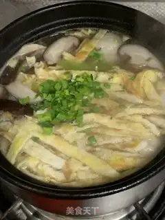 Make Two mushrooms, round soup step 6