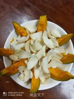 Make Pumpkin steams lilies step 1