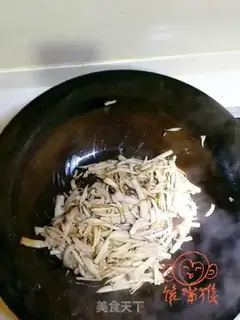 Make Dry apricot mushrooms step 4