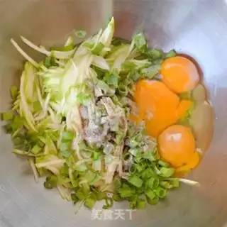 Make Pumpkin eggcake step 1