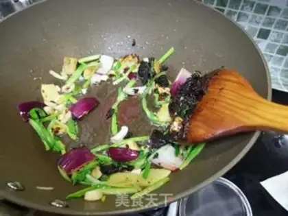 Make Old Peking Bee step 7