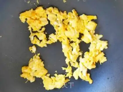 Make Carrot, black-mucked eggs step 4