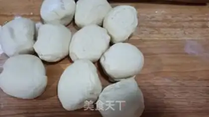 Make Hard-faced buns step 3