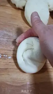 Make Hard-faced buns step 4