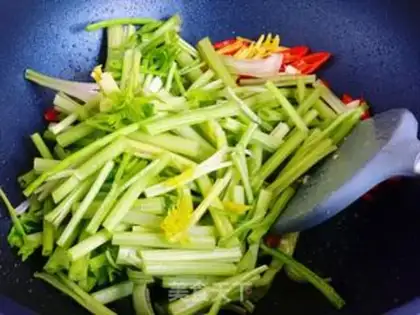 Make Celery beef step 6