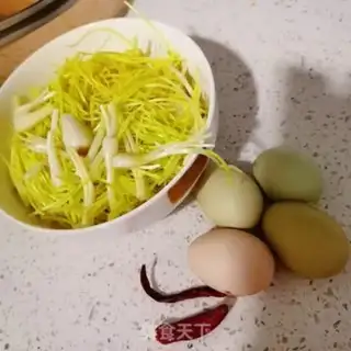 Make Scrambled eggs step 0