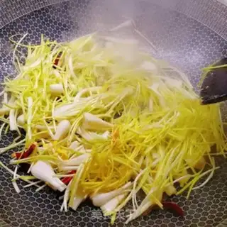 Make Scrambled eggs step 4