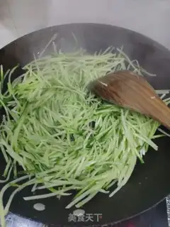Make Shrimp radish soup step 5