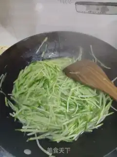 Make Shrimp radish soup step 6