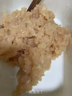 Make Money rolls the golden shrimp ball step 1