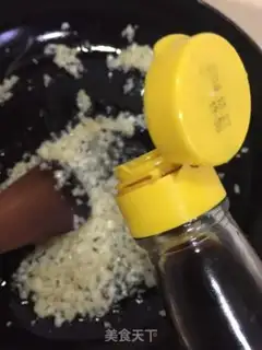 Make Gin and garlic steaming needle mushrooms step 5