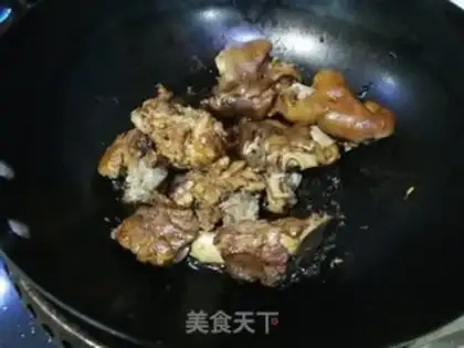Make Red burning pig hoof step 5