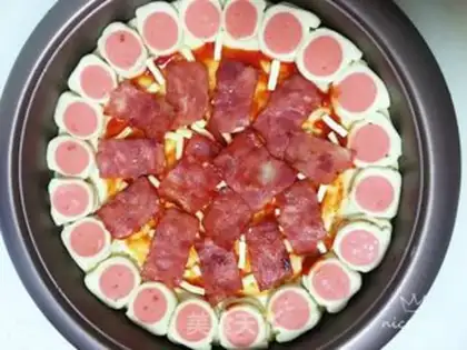 Make Bacon pizza by ham step 14