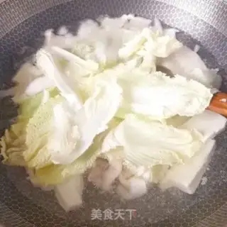 Make Soy sauce and pork tofu soup step 5
