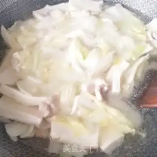 Make Soy sauce and pork tofu soup step 6