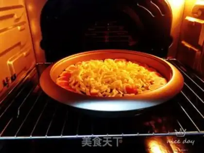 Make Bacon pizza by ham step 17