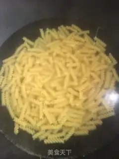 Make Spiral noodles step 1