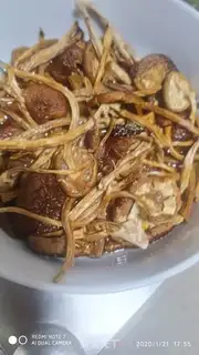 Make Tea mushroom chicken step 1