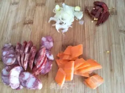 Make Weenie fried pastry step 2