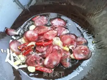 Make Weenie fried pastry step 5