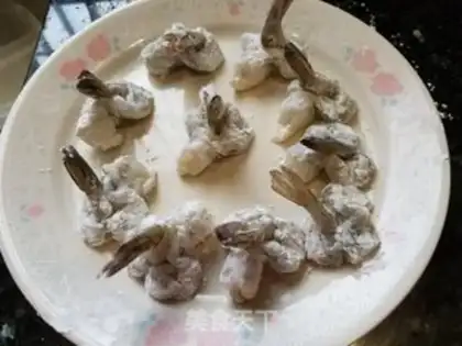 Make Pixie-tail shrimp ball step 7