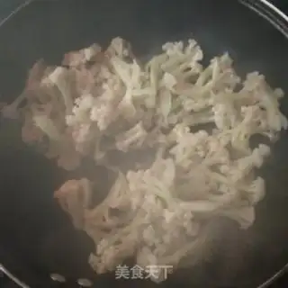 Make Creamed chicken gravy step 3
