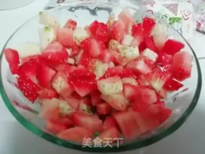 Make A simple snowberry step 1