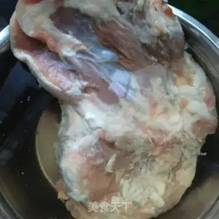 Make The lamb stews the carrots step 0