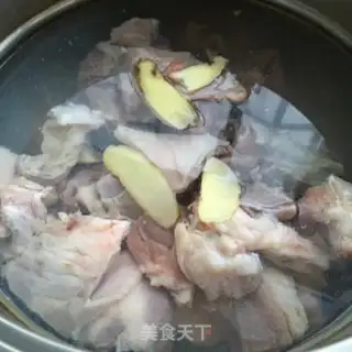 Make The lamb stews the carrots step 1