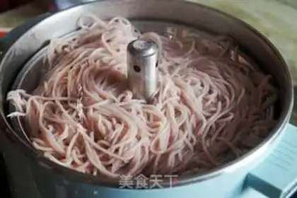 Make Swine, beef, rice line step 4