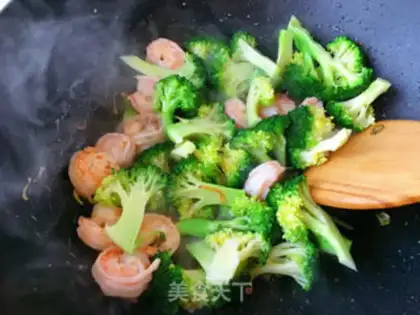 Make Shrimp balls with broccoli step 8